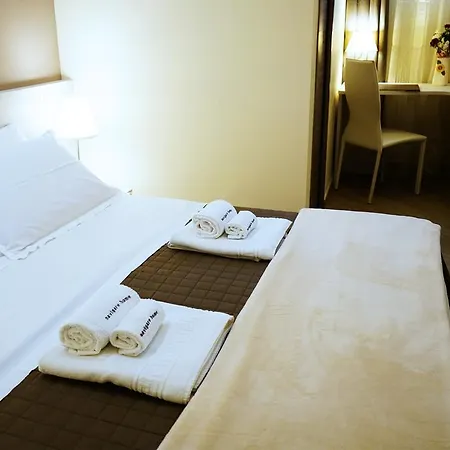 President's Oda ve Kahvaltı 4*